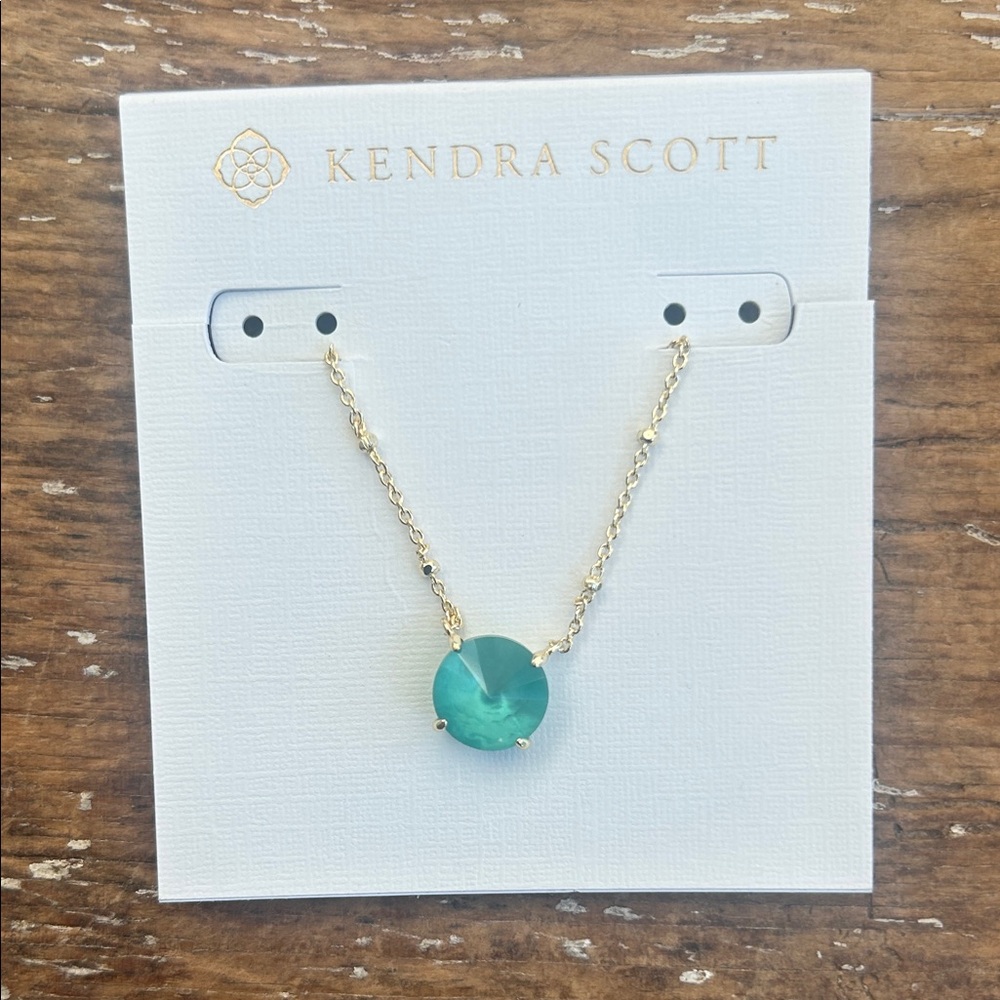 Kendra Scott Jolie Gold Necklace with green Pendant